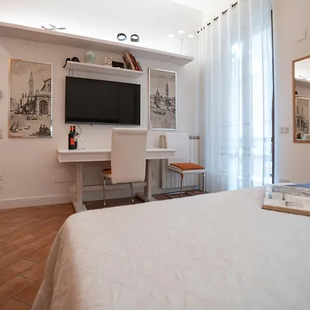 Indipendent With Terrace - Parking Appartement Florence