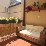 Indipendent With Terrace - Parking Appartement *